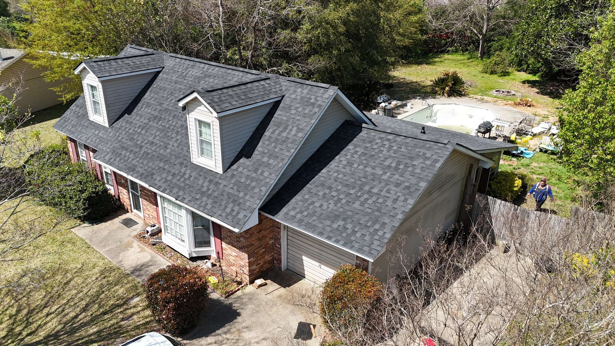 Completed architectural shingle roof replacement by Ridgeback Roofing in Warner Robins, GA