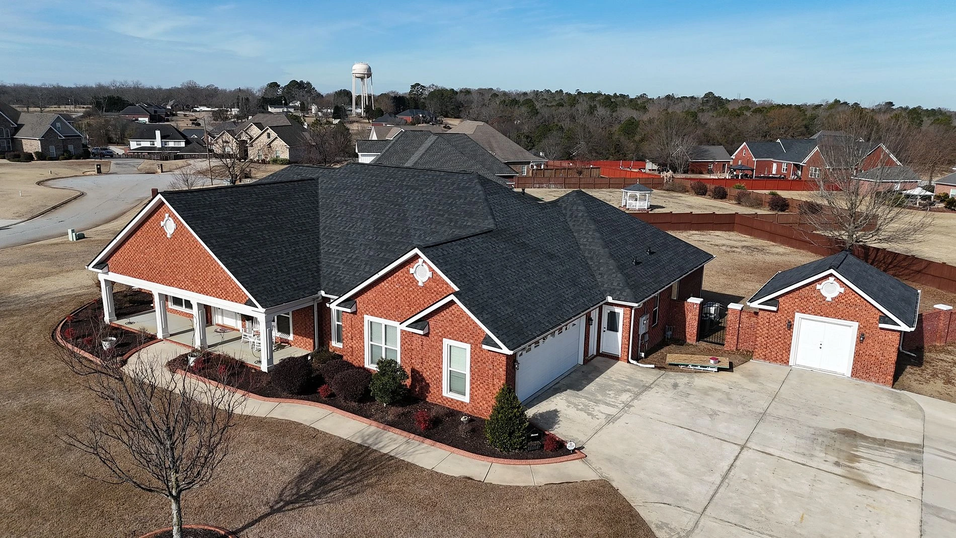 Architectural shingle roof — Ridgeback Roofing residential roofing project, Warner Robins GA