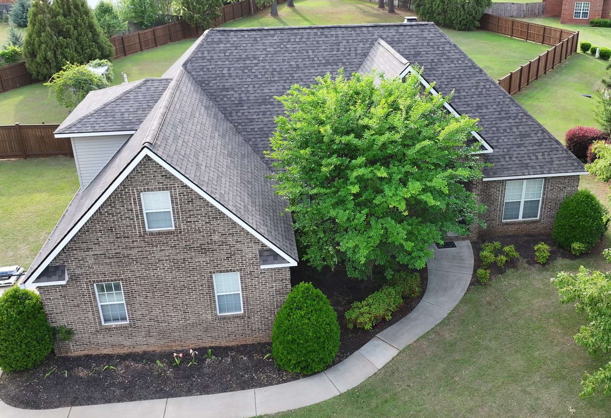 Architectural shingle roof — Ridgeback Roofing residential roofing project, Warner Robins GA